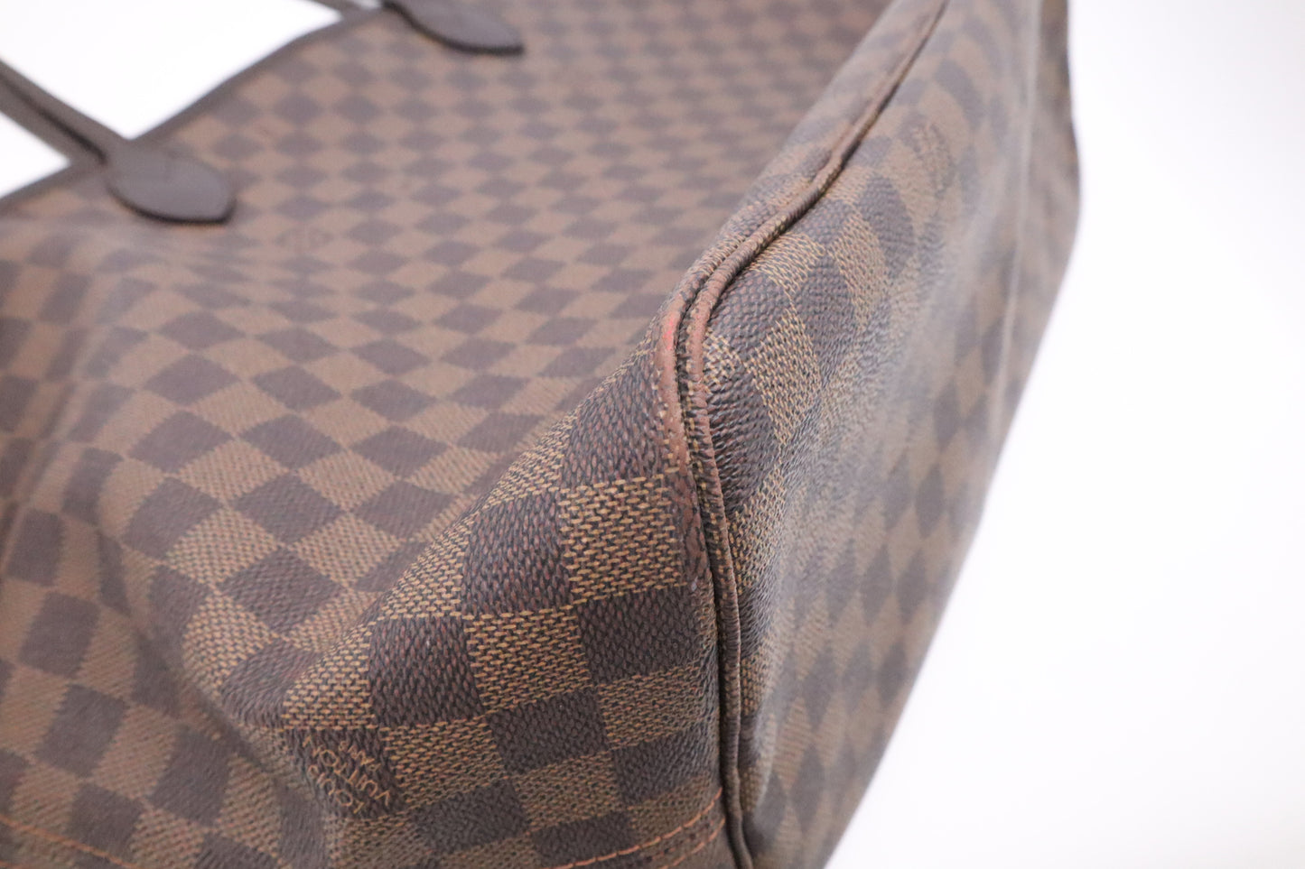 Louis Vuitton Neverfull GM in Damier Ebene Canvas