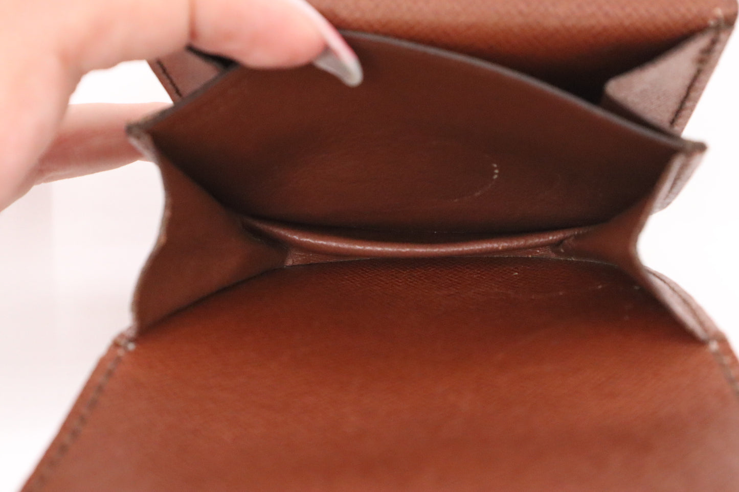 Louis Vuitton Porte Monnaie Gousset in Monogram Canvas