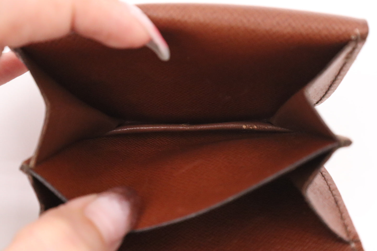 Louis Vuitton Porte Monnaie Gousset in Monogram Canvas