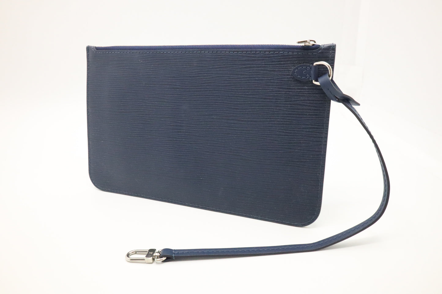 Louis Vuitton Neverfull MM in Navy Blue Epi Leather