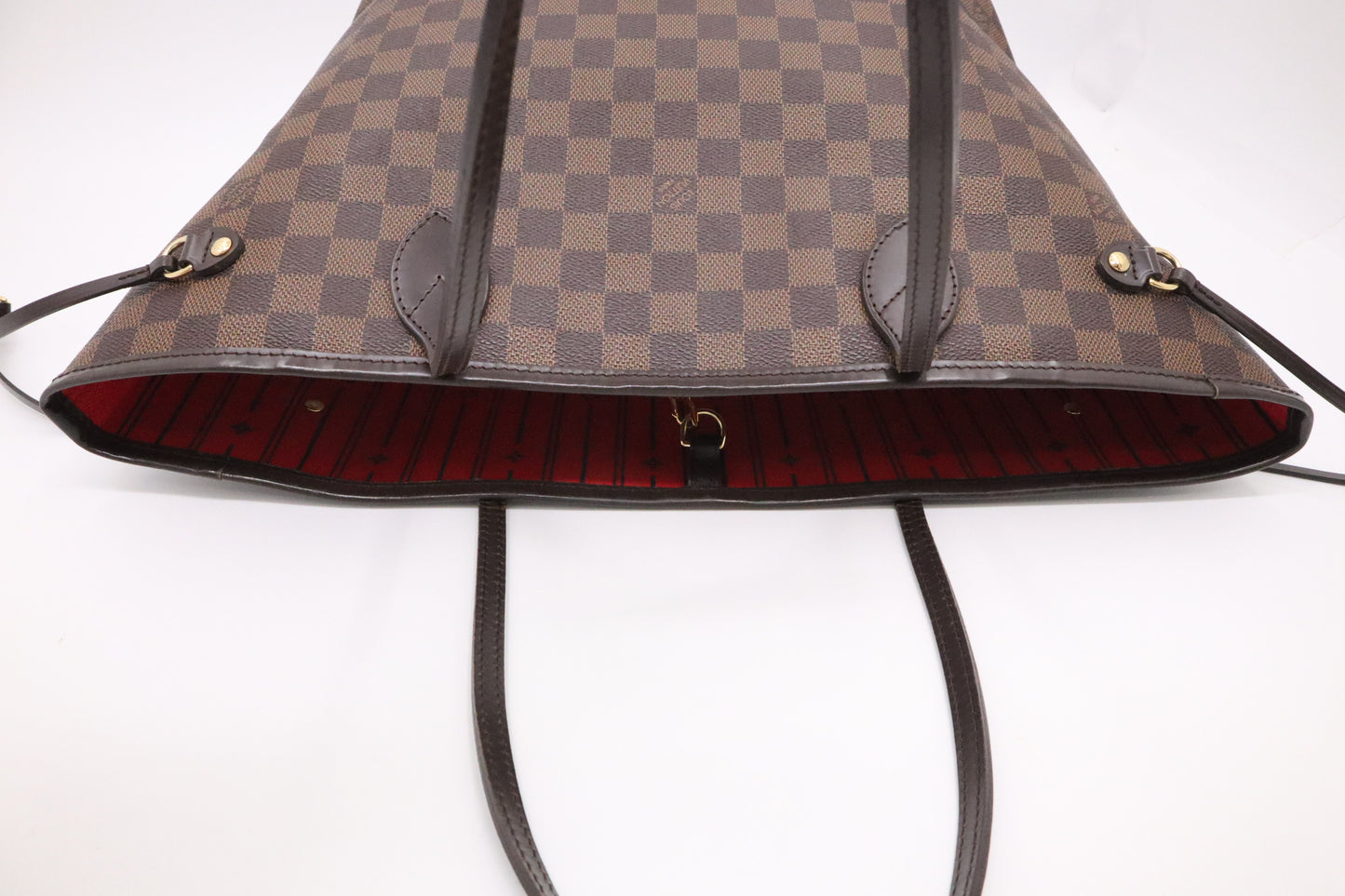 Louis Vuitton Neverfull MM in Damier Ebene Canvas