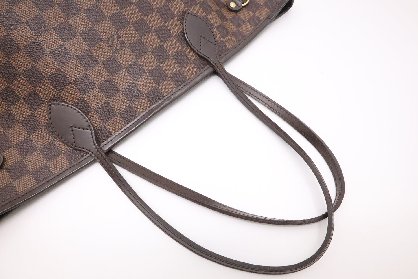 Louis Vuitton Neverfull MM in Damier Ebene Canvas