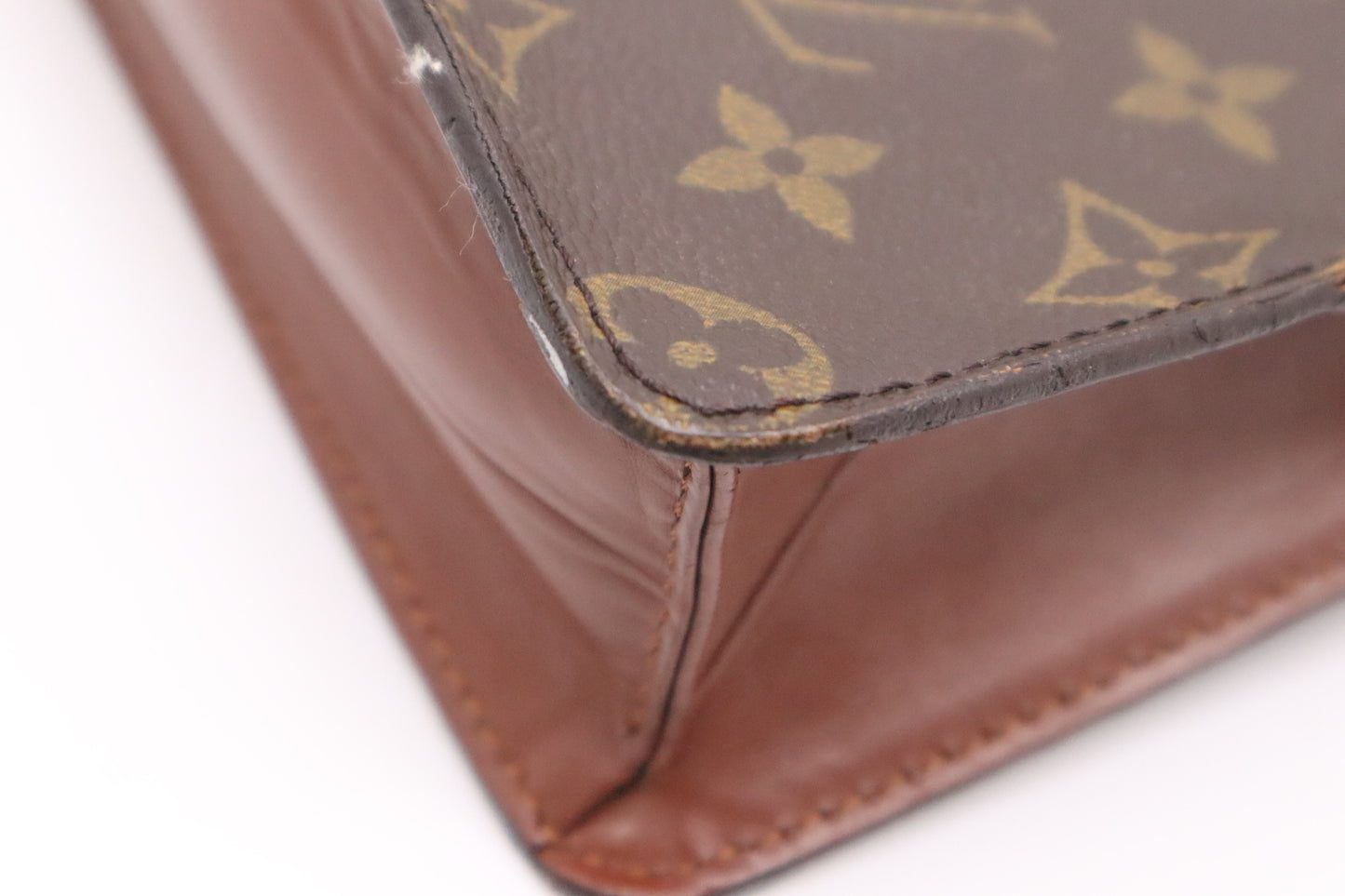 Louis Vuitton Pochette Homme in Monogram Canvas