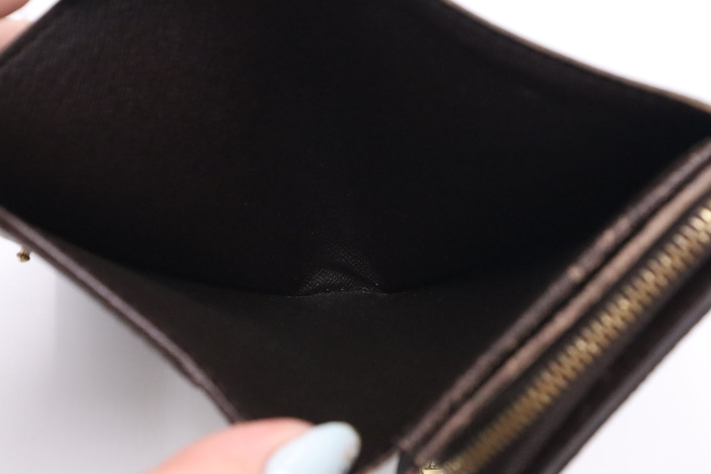 Louis Vuitton Wallet in Damier Ebene