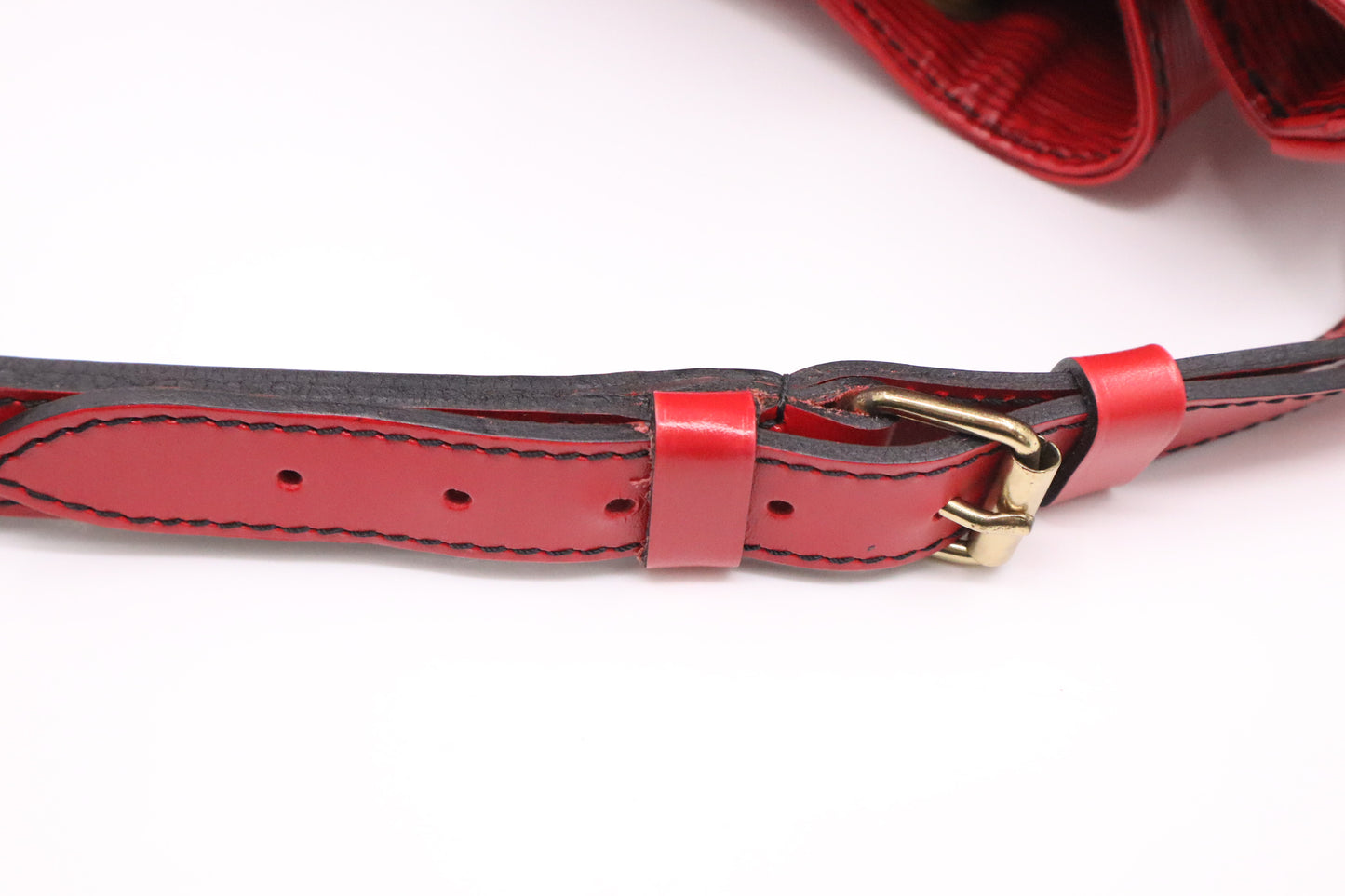 Louis Vuitton Noe in Red Epi Leather