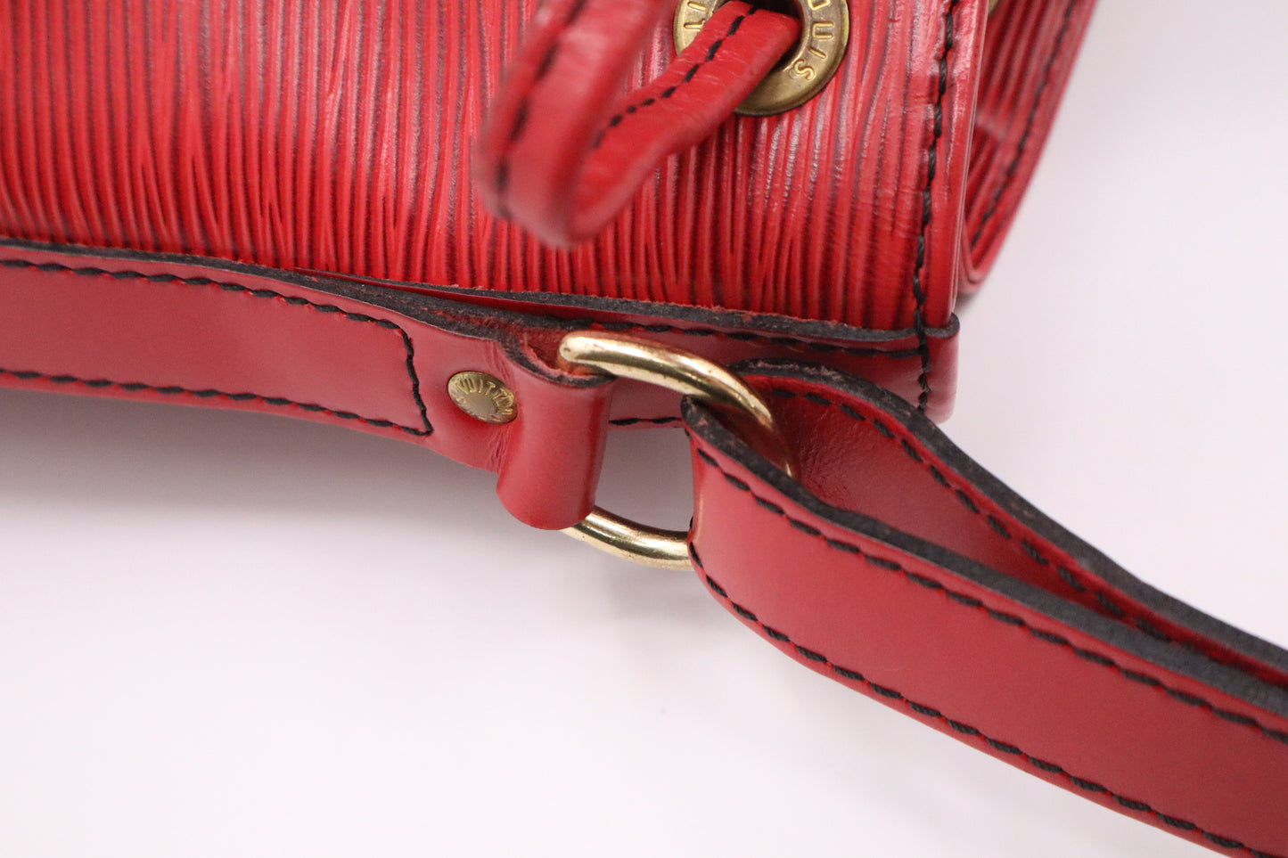 Louis Vuitton Noe in Red Epi Leather