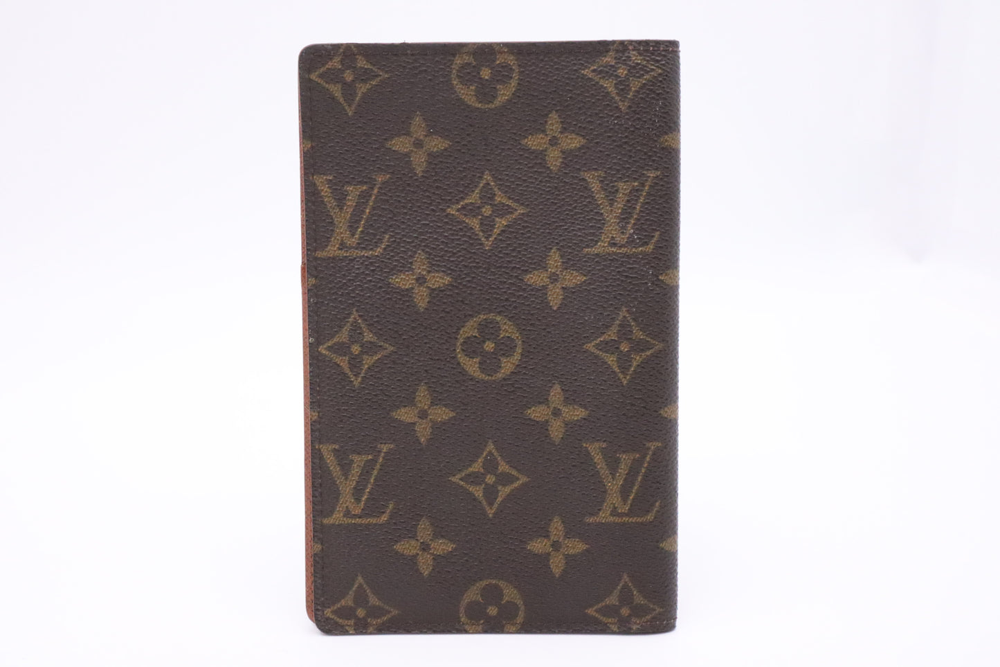 Louis Vuitton Passport and Credit Card Holder in Monogram Canvas