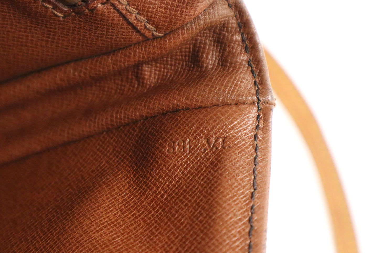 Louis Vuitton Chantilly MM in Monogram Canvas