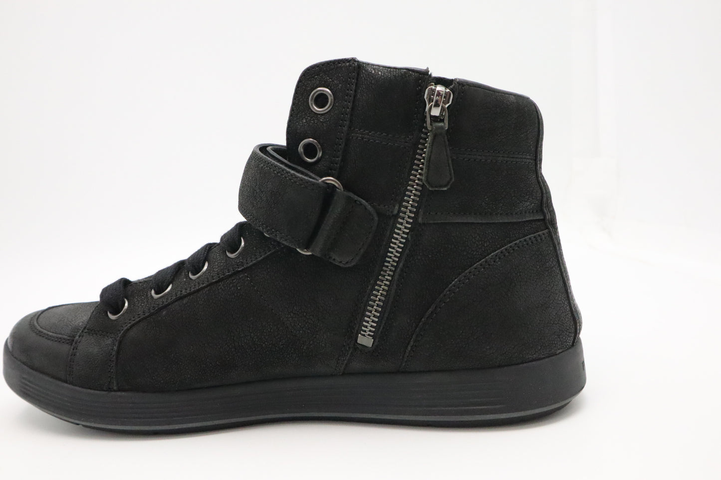 Prada Sneakers in Black Leather
