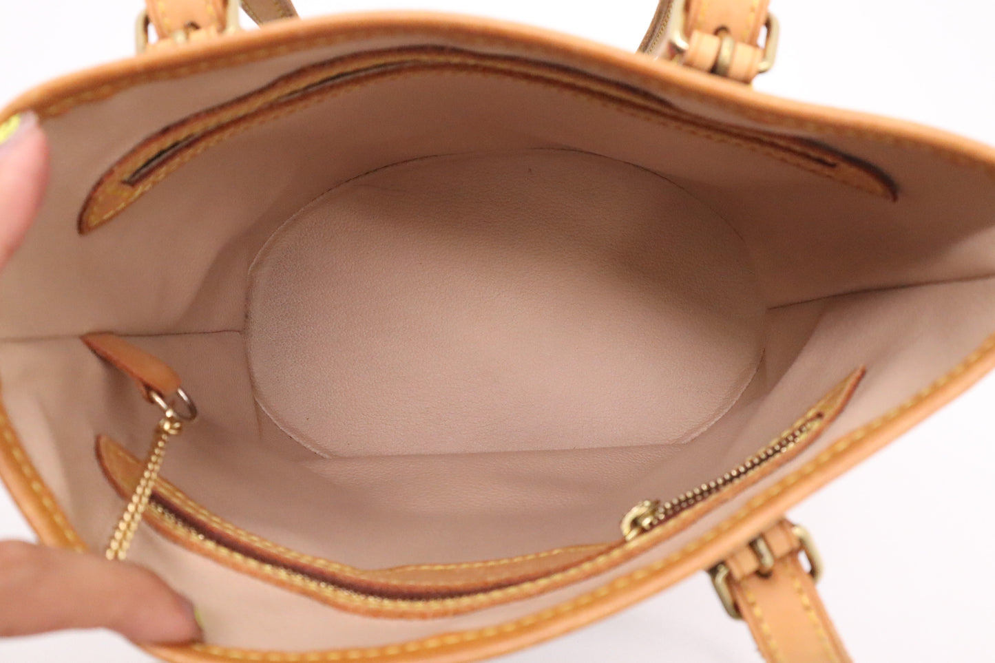 Louis Vuitton Bucket PM in Monogram Canvas