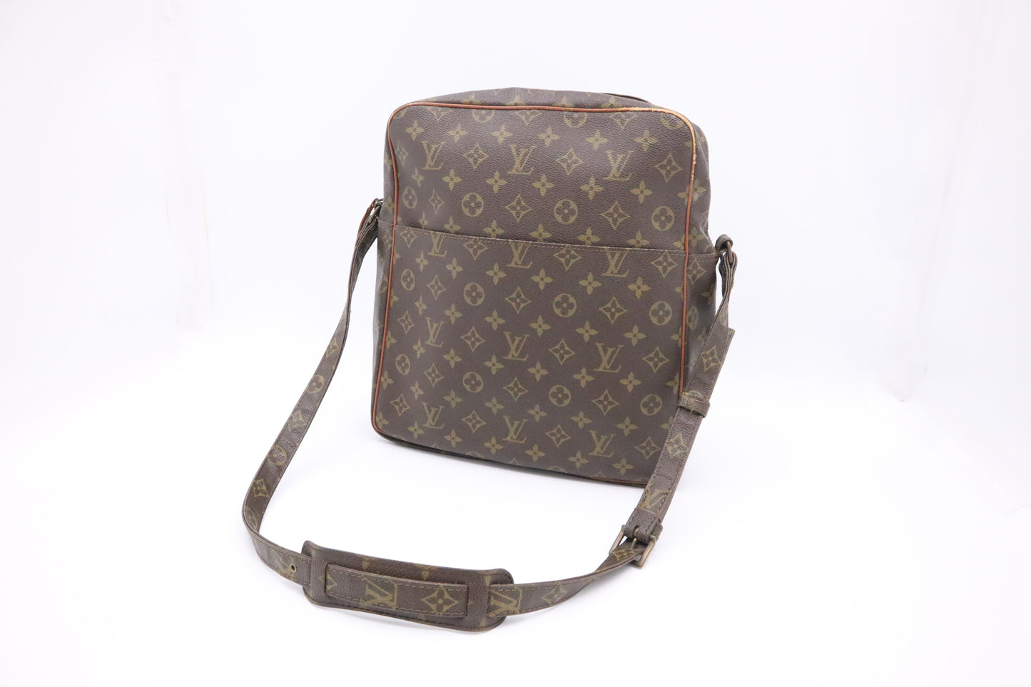Louis Vuitton Marceau GM in Monogram Canvas