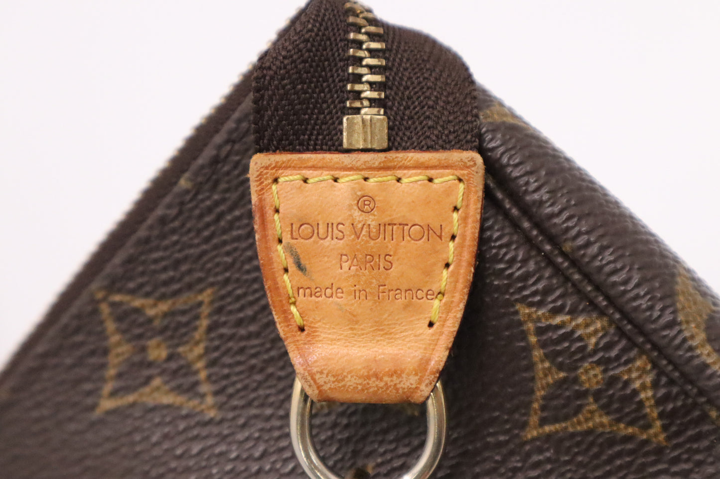 Louis Vuitton Bucket PM in Monogram Canvas