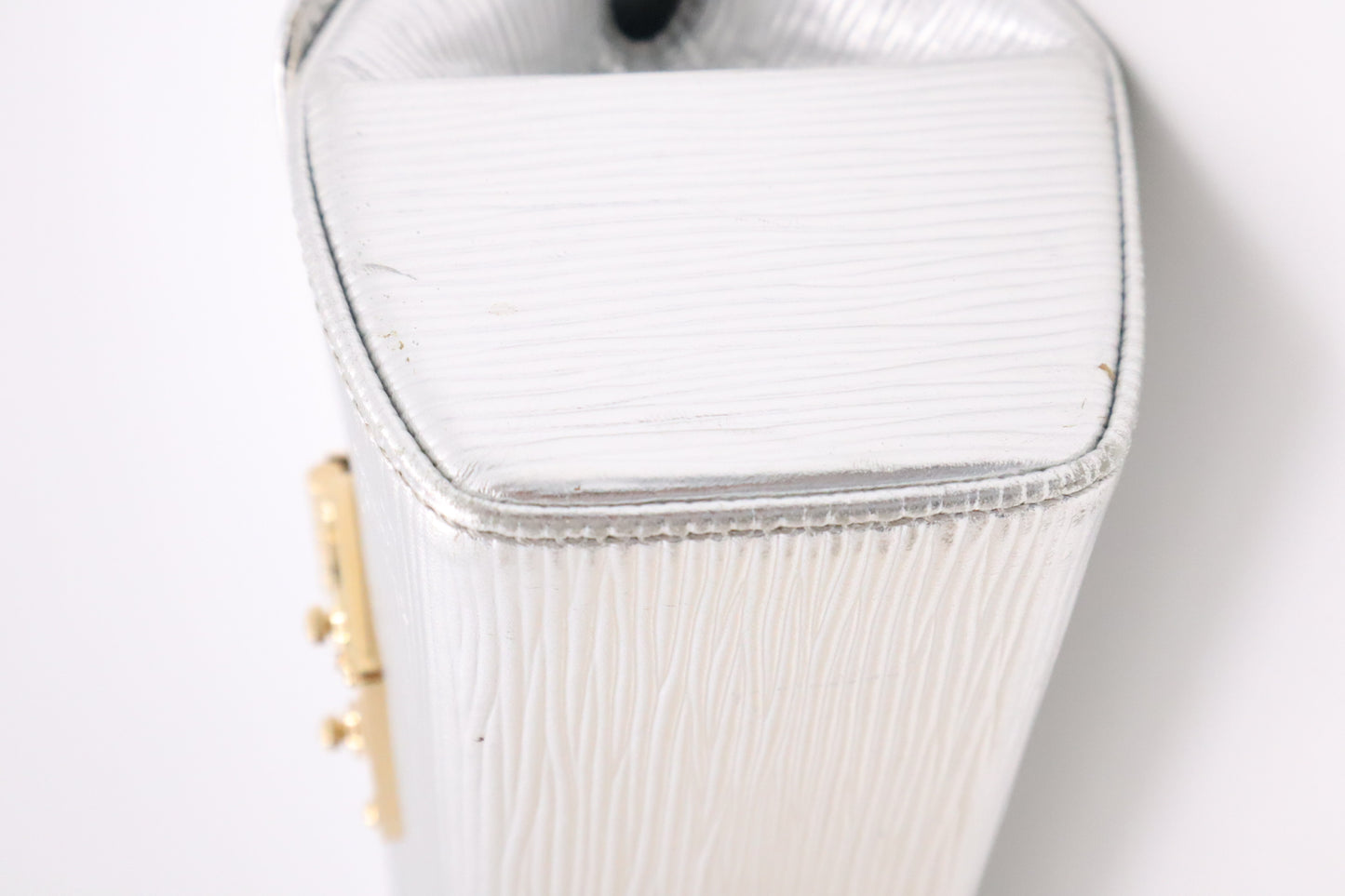 Louis Vuitton Galaxia in Silver Epi Leather