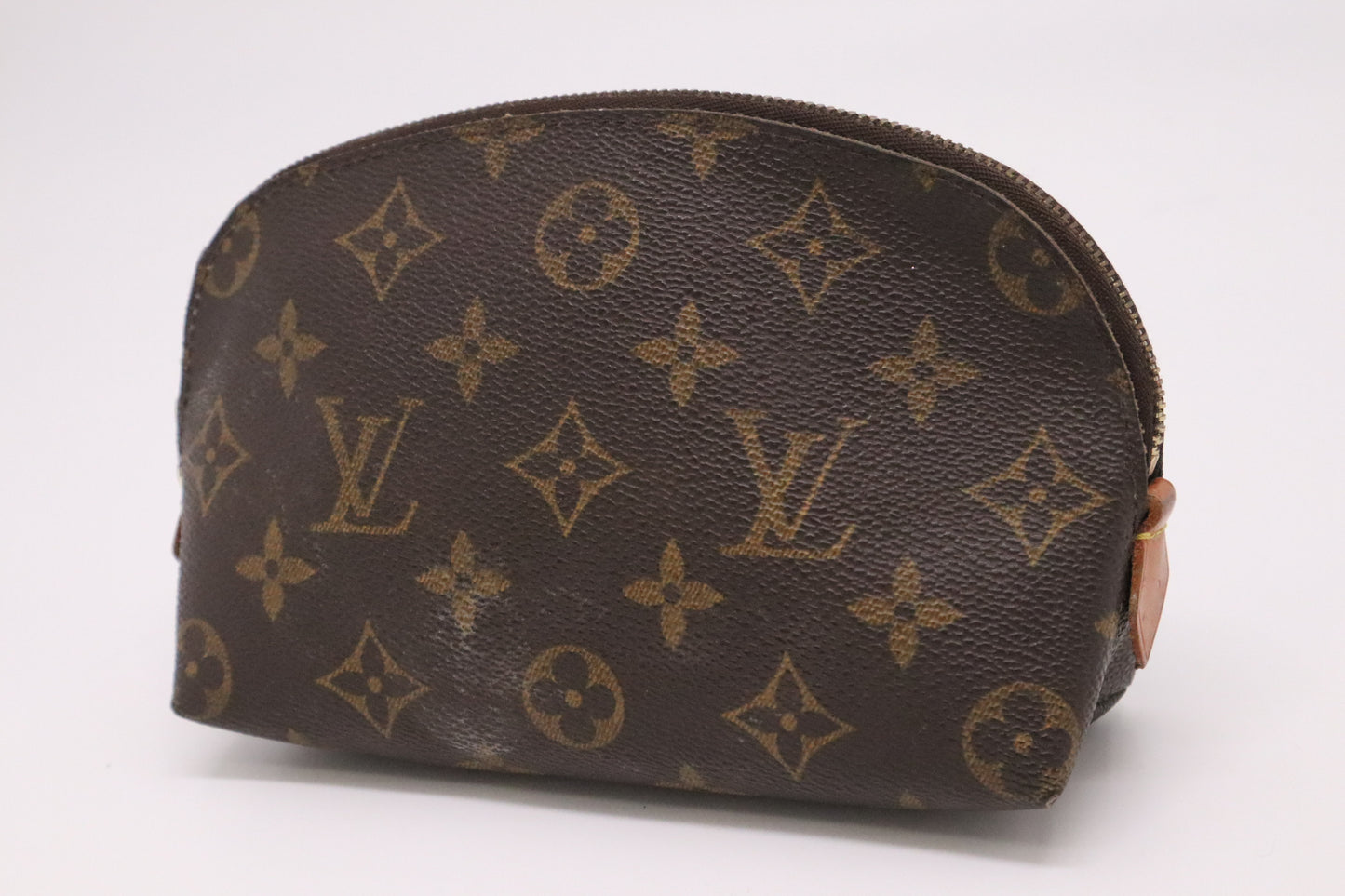 Louis Vuitton Pochette Cosmetics PM in Monogram Canvas