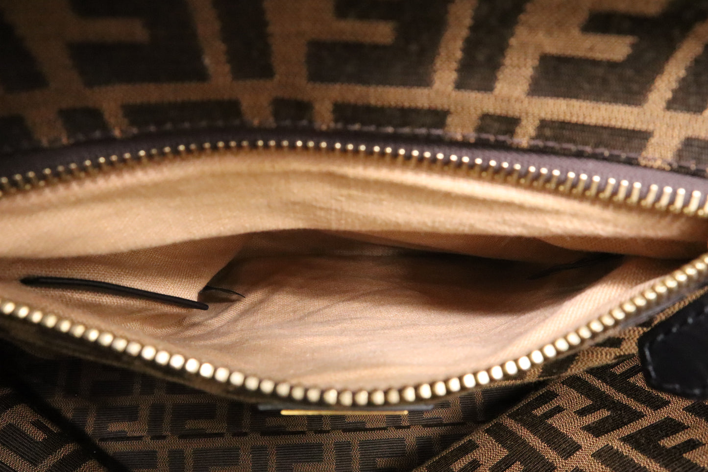 Fendi Medium Peekaboo Tote in Black Leather