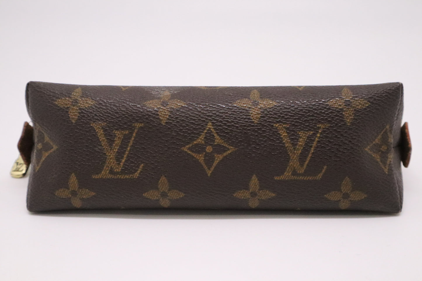 Louis Vuitton Pochette Cosmetics PM in Monogram Canvas
