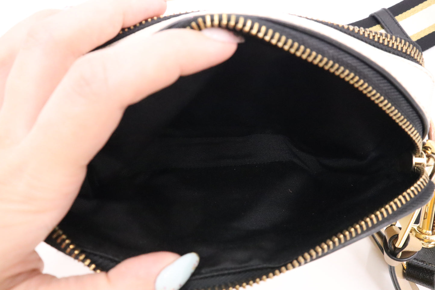 Marc Jacobs Snapshot in Tan, White and Green Leather