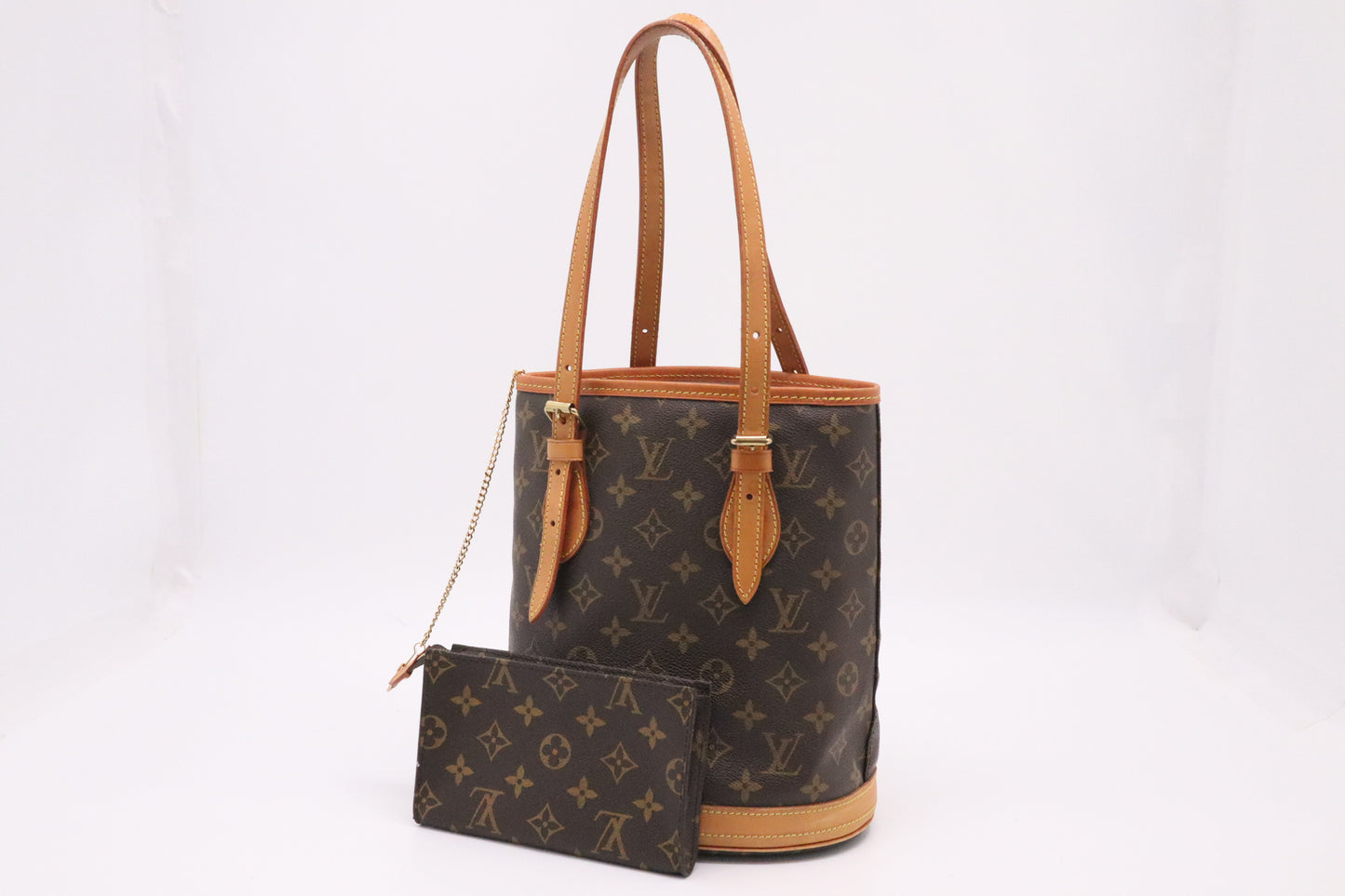 Louis Vuitton Bucket PM in Monogram Canvas