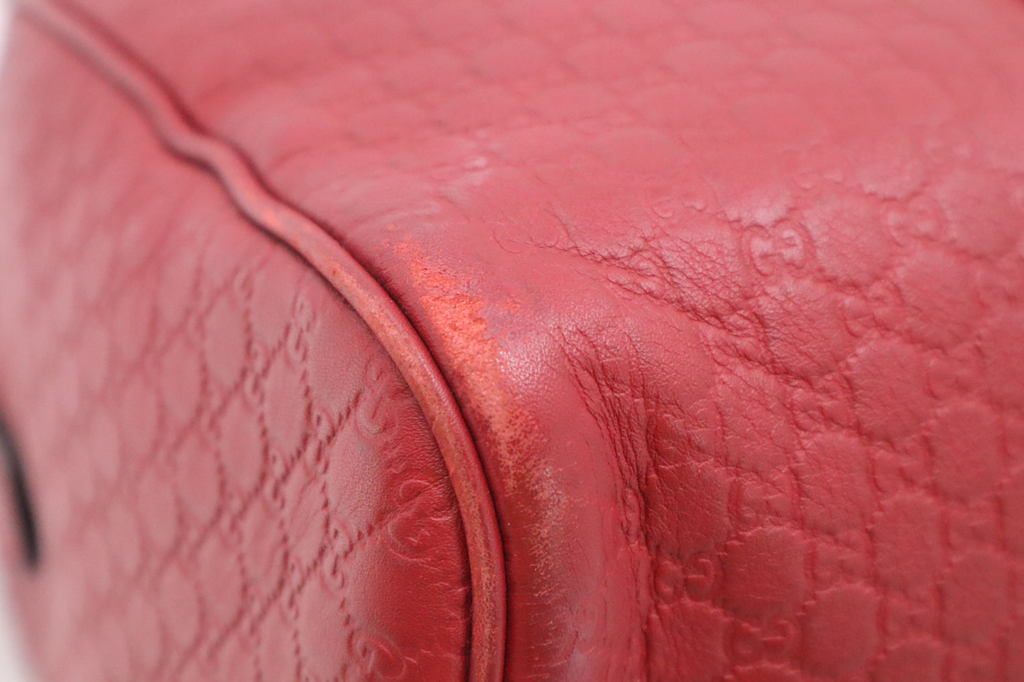 Gucci Boston Bag in Red Micro Guccissima Leather