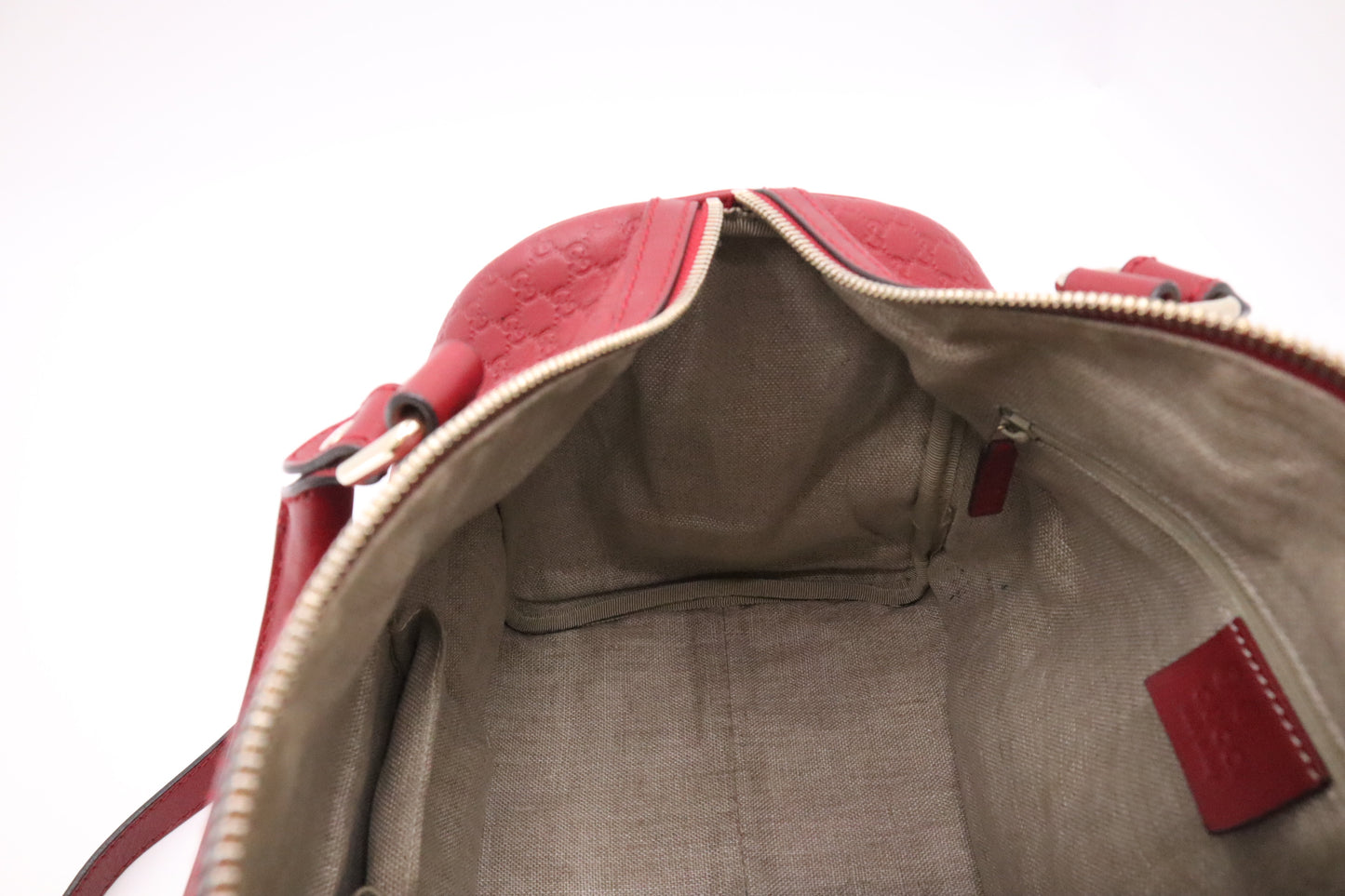 Gucci Boston Bag in Red Micro Guccissima Leather