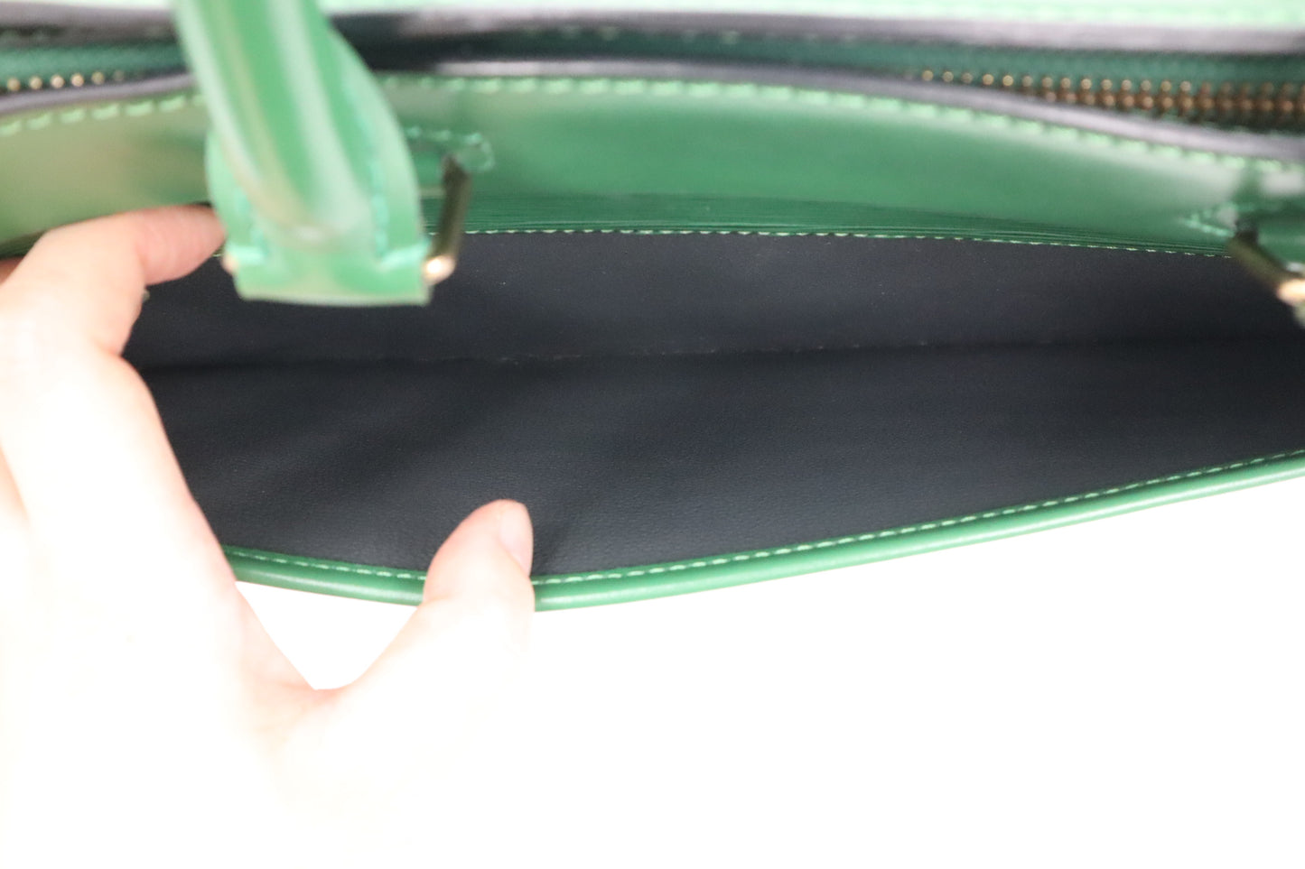 Louis Vuitton Riviera in Green Epi Leather
