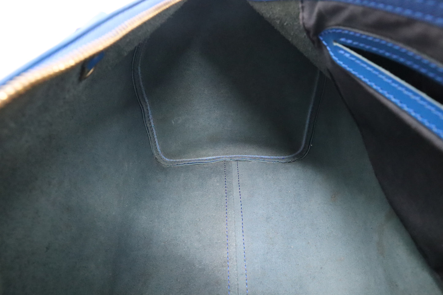 Louis Vuitton Speedy 35 in Blue Epi Leather