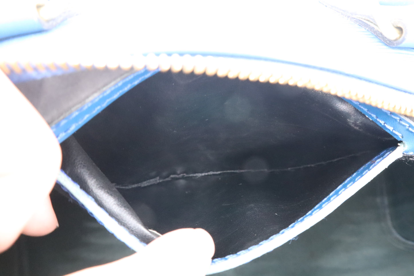 Louis Vuitton Speedy 35 in Blue Epi Leather