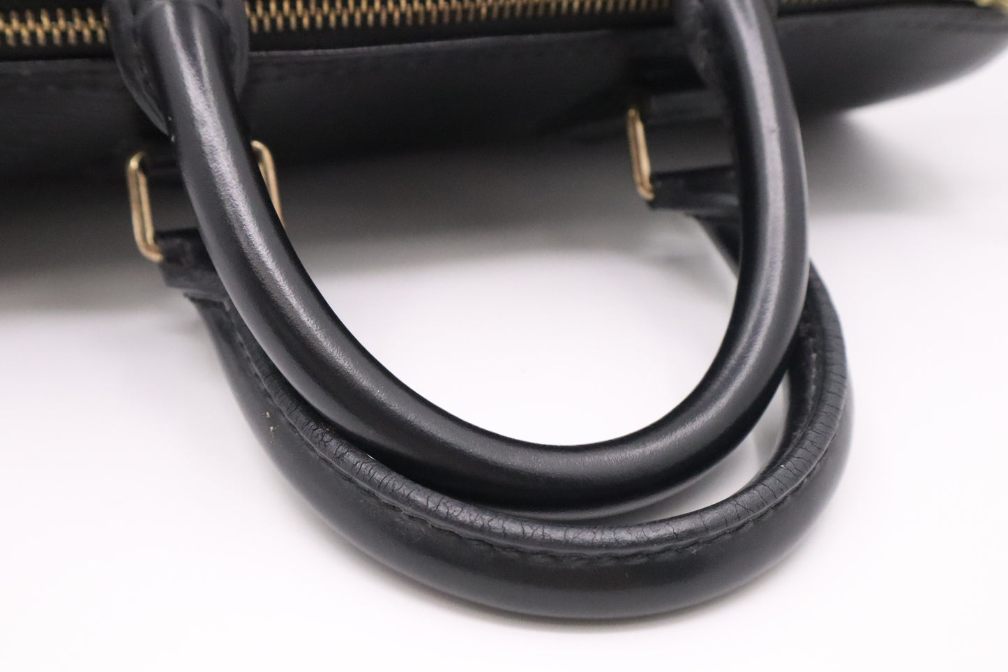 Louis Vuitton Speedy 25 in Black Epi Leather