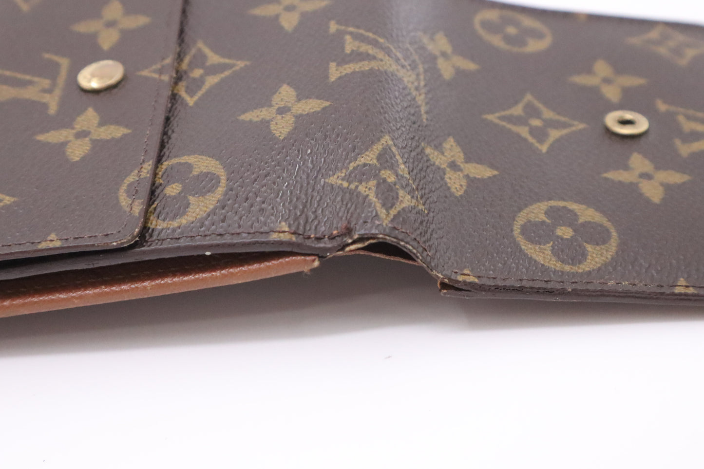 Louis Vuitton Porte-monnaie Billets Carter Credit in Monogram Canvas