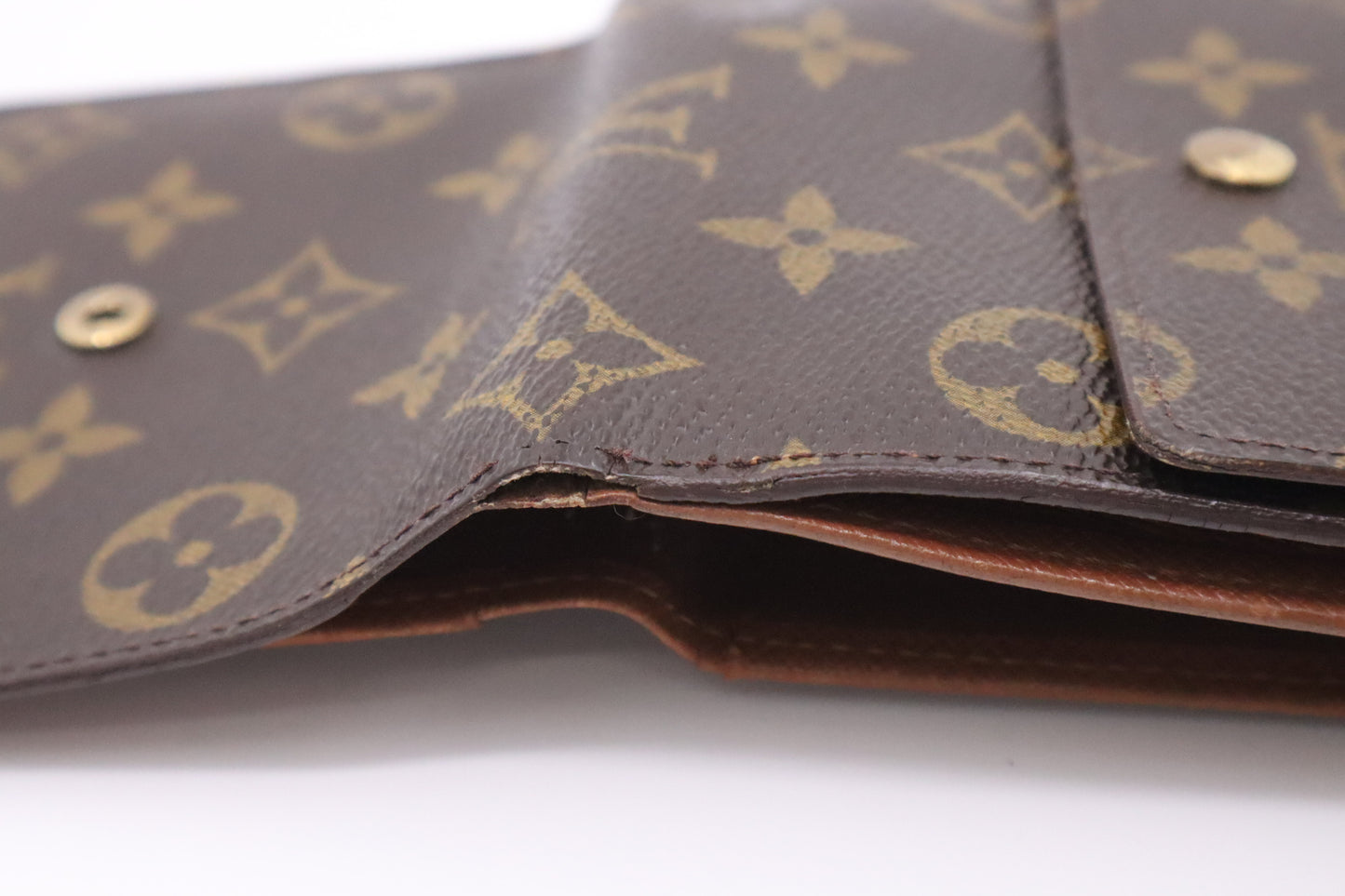 Louis Vuitton Porte-monnaie Billets Carter Credit in Monogram Canvas