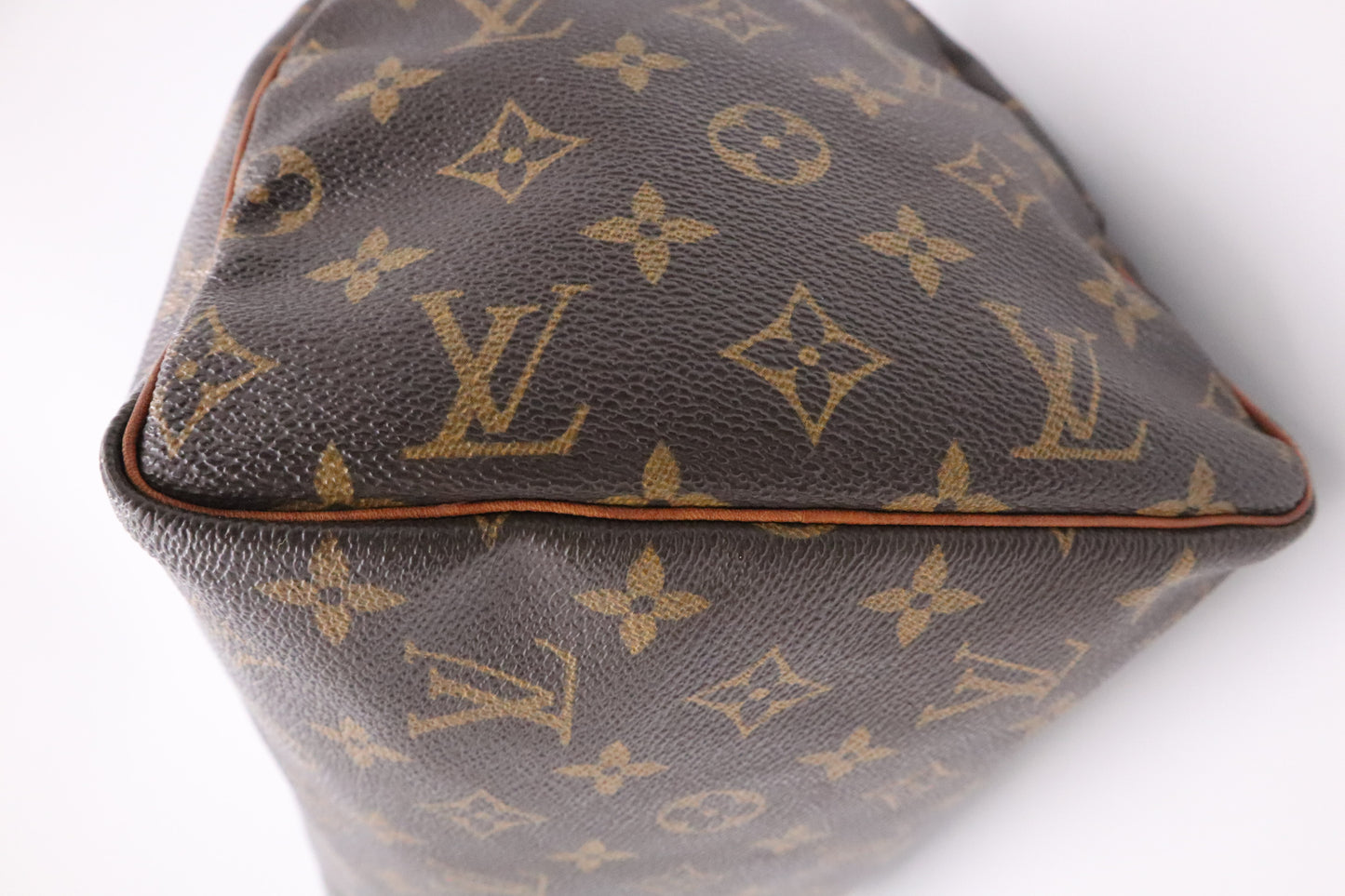 Louis Vuitton Speedy 30 in Monogram Canvas