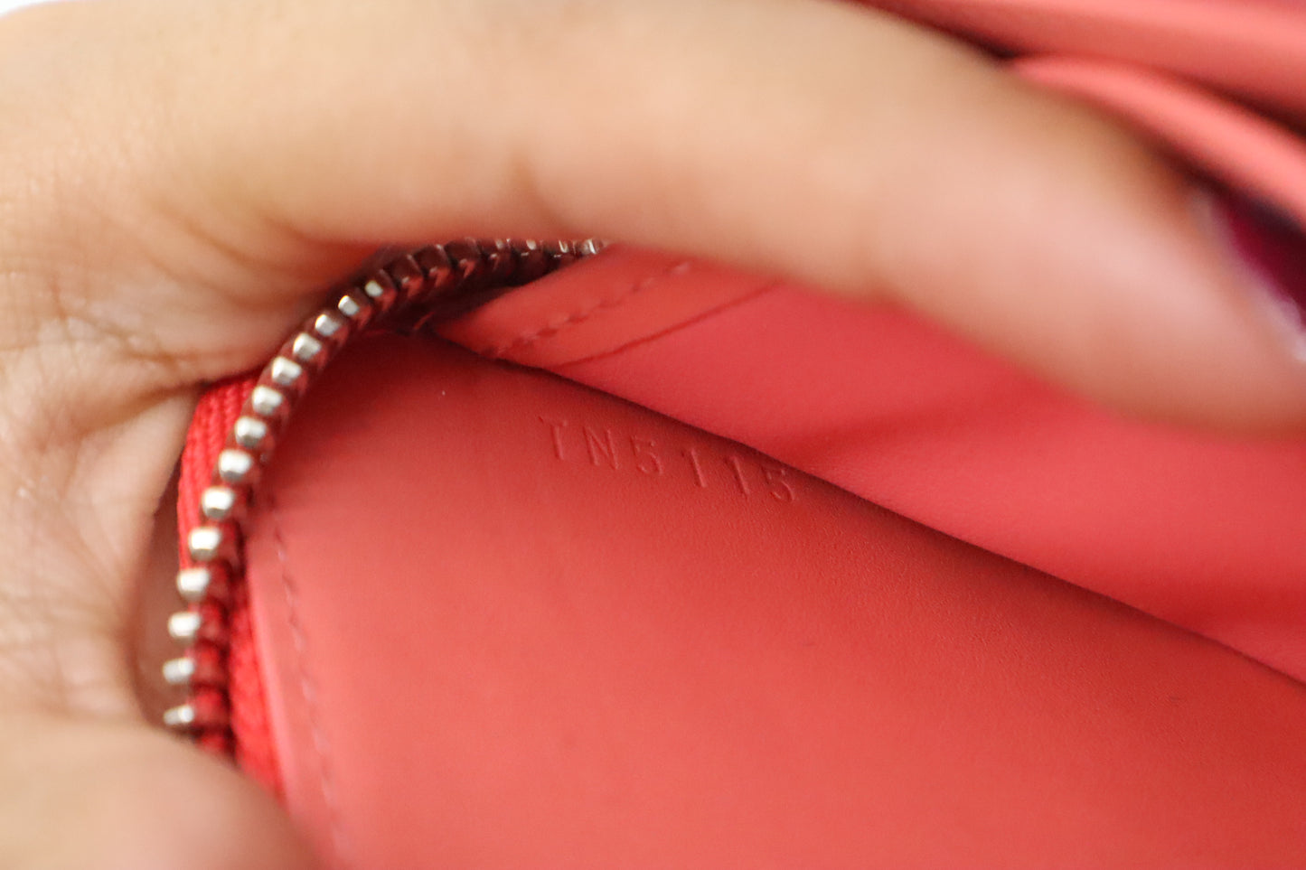 Louis Vuitton Long Zippy Wallet in Poppy Rayures Vernis Leather