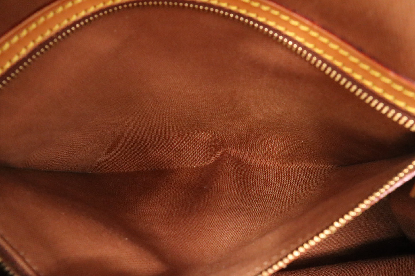 Louis Vuitton Bel Air GM in Monogram Canvas