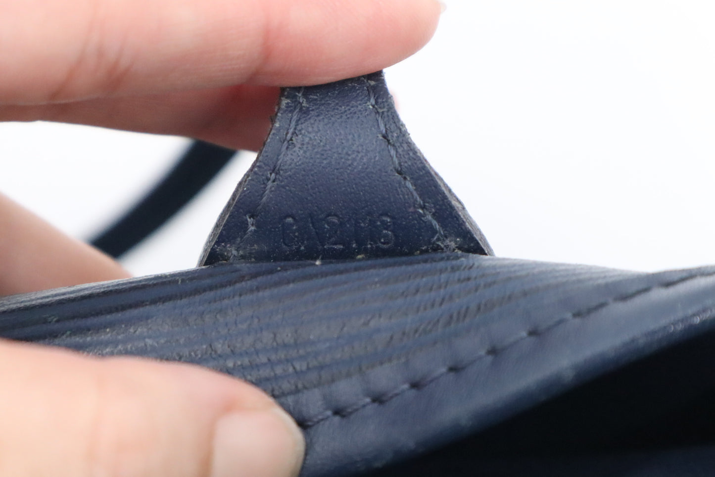 Louis Vuitton Neverfull MM in Blue Epi Leather