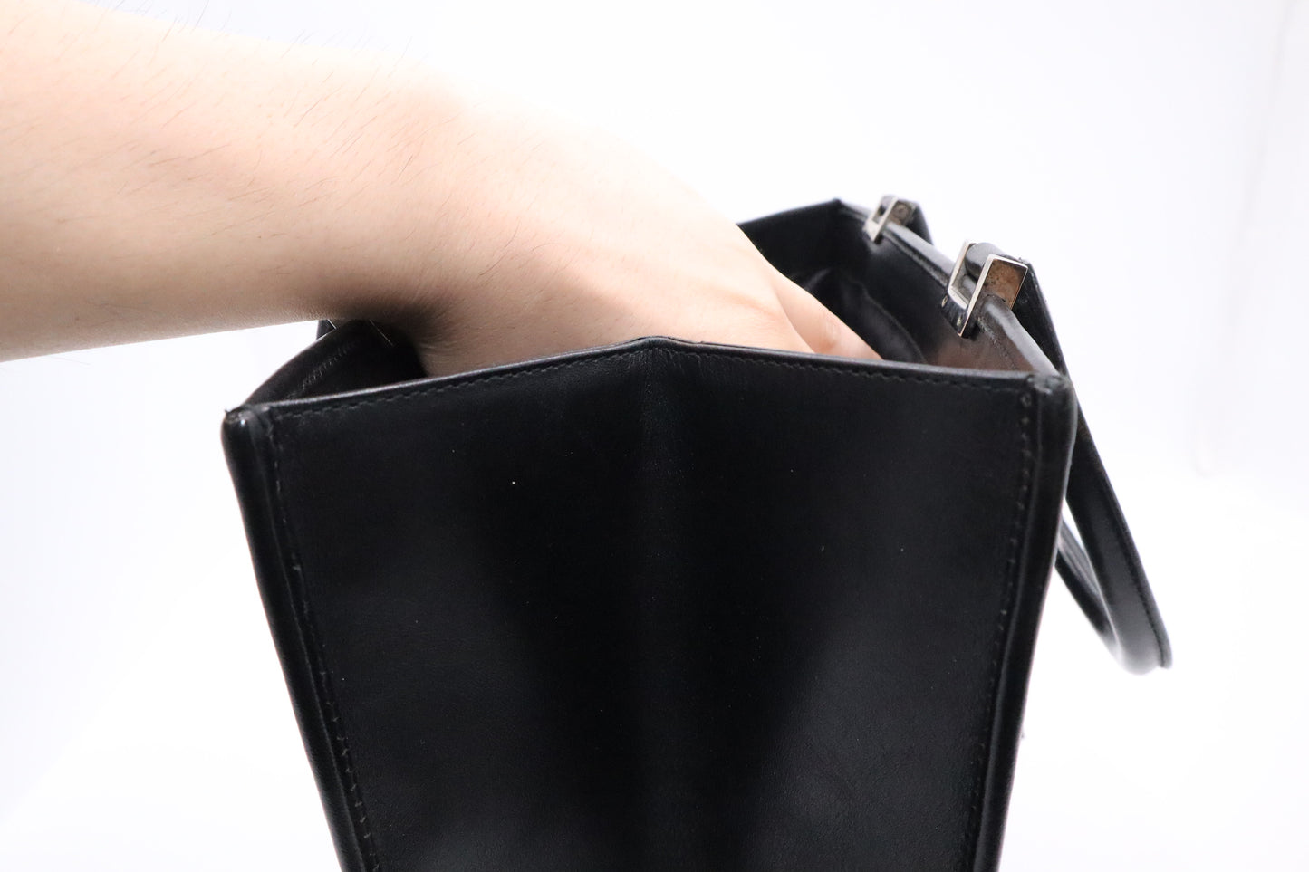 Gucci Handbag in Black Leather