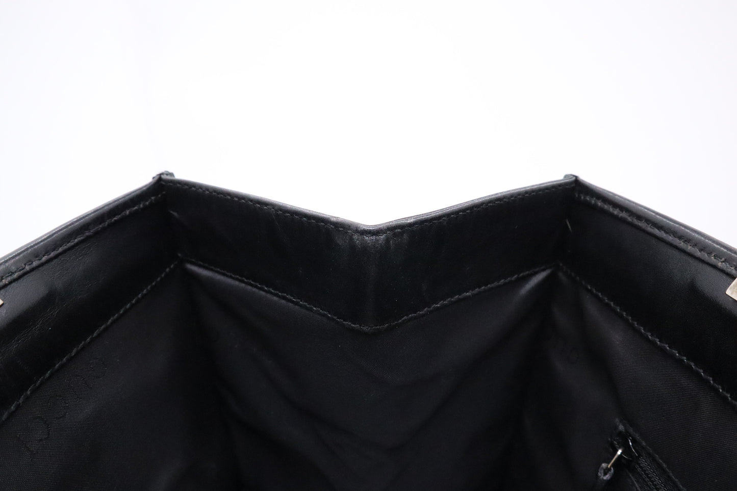 Gucci Handbag in Black Leather