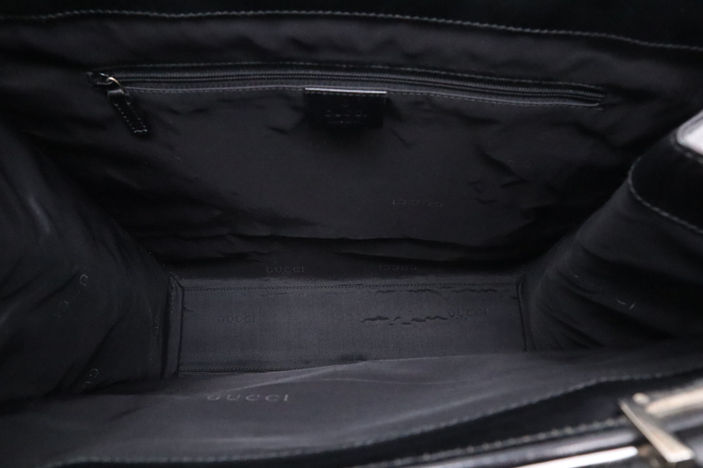 Gucci Handbag in Black Leather