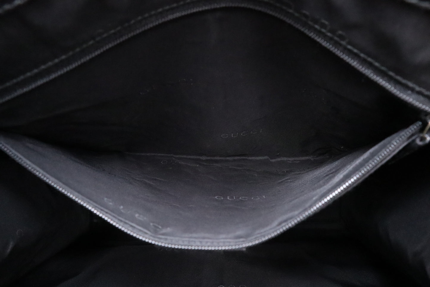 Gucci Handbag in Black Leather