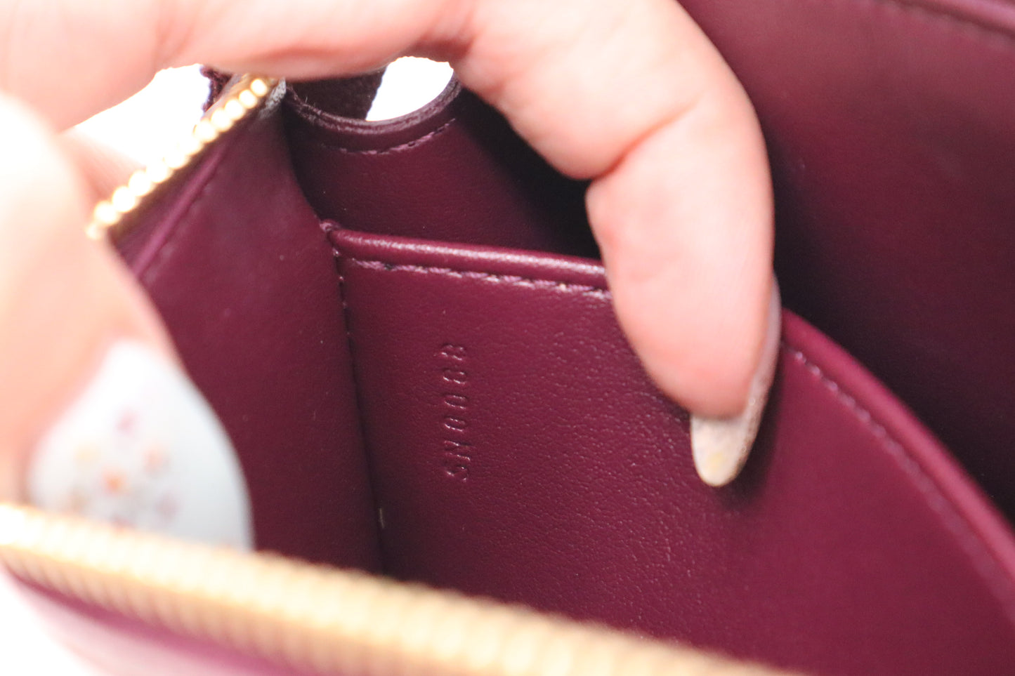 Louis Vuitton Trousse Cosmetique in Grape Vernis Leather