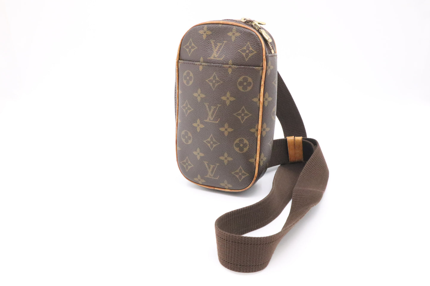 Louis Vuitton Pochette Gange in Monogram Canvas