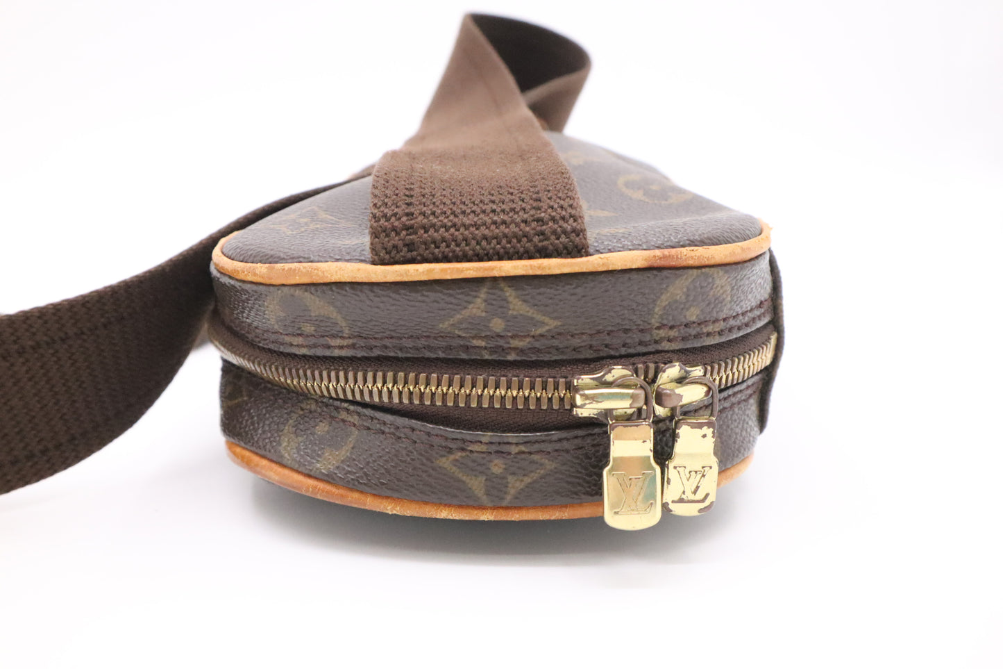 Louis Vuitton Pochette Gange in Monogram Canvas