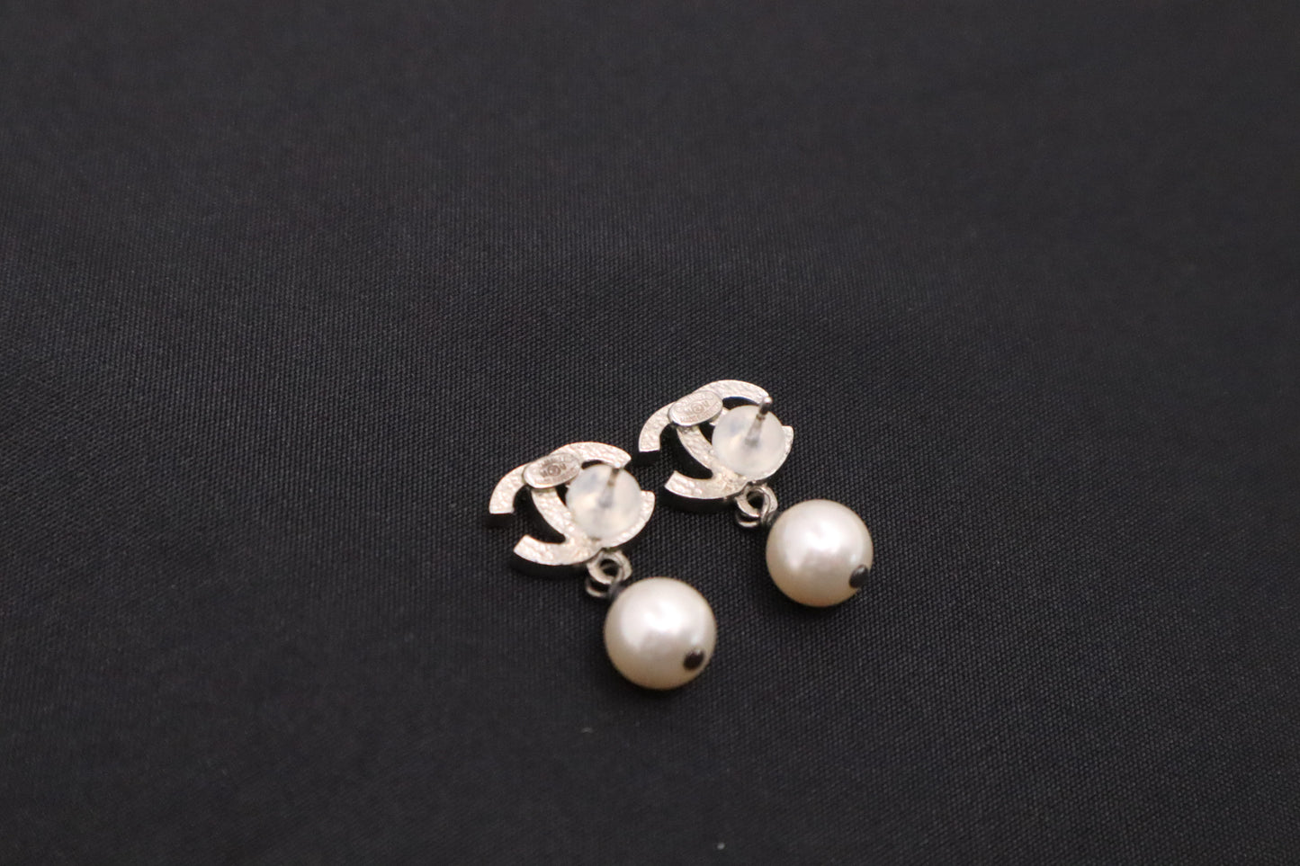 Chanel Earrings CC with Pearl