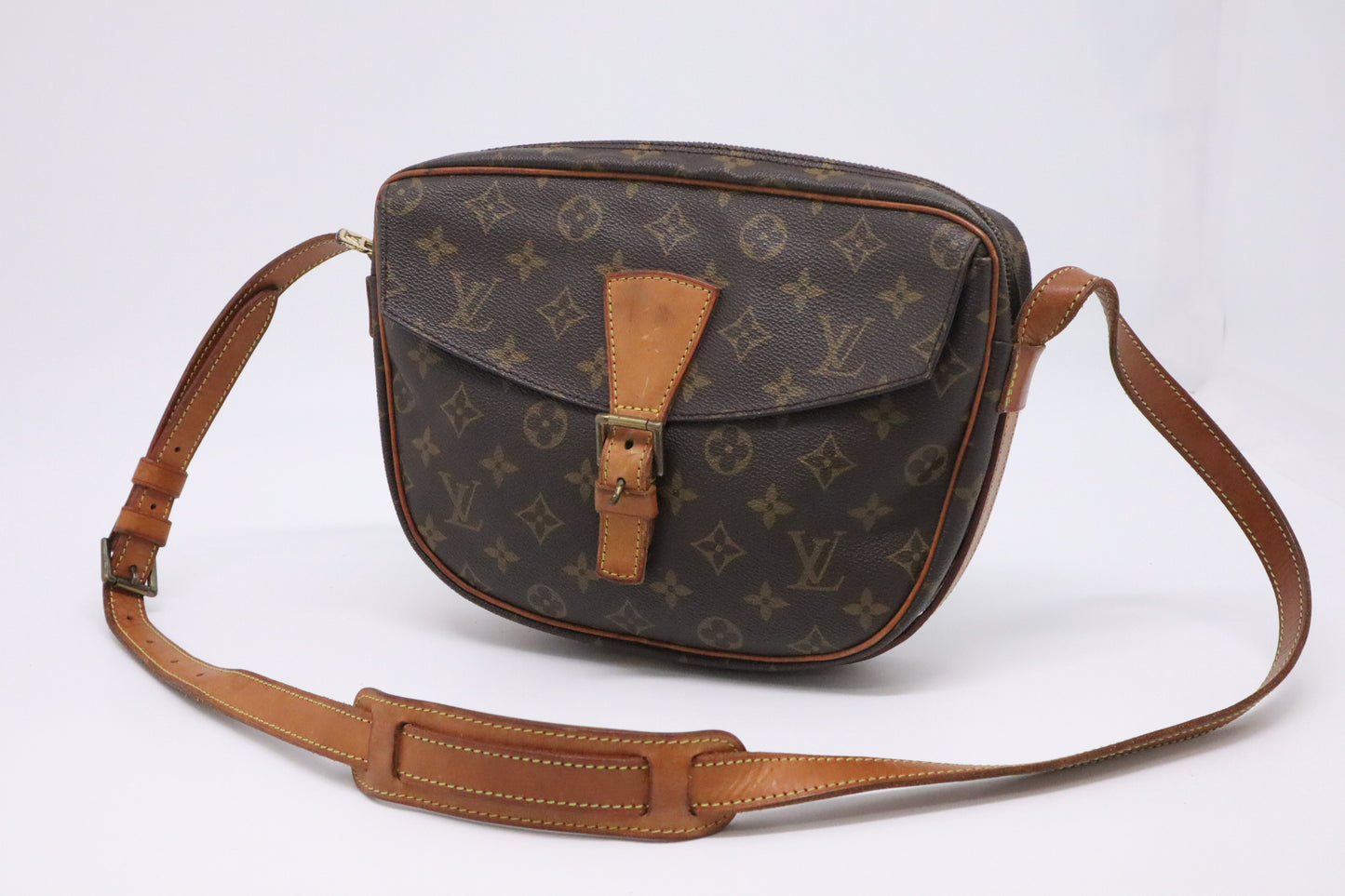 Louis Vuitton Jeune Fille in Monogram Canvas