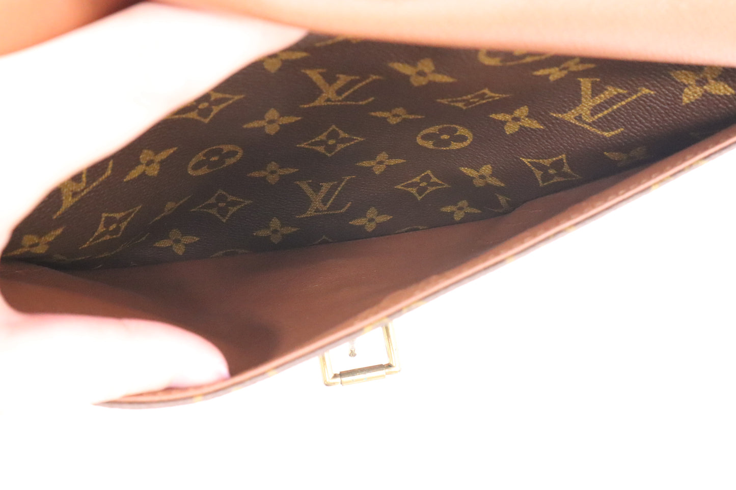 Louis Vuitton Jeune Fille in Monogram Canvas