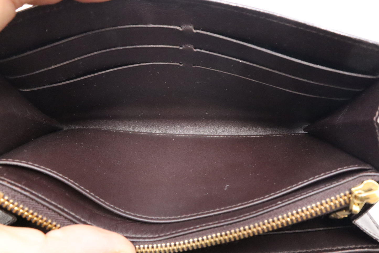 Louis Vuitton Sarah Wallet in Amarante Vernis Leather
