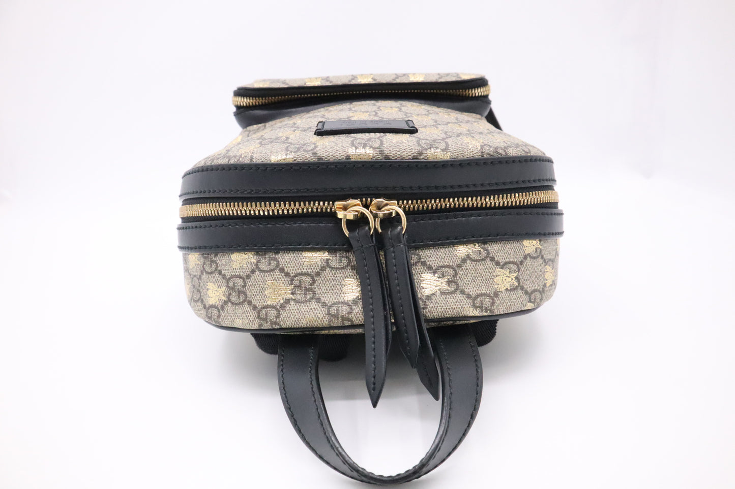 Gucci Small Backpack in GG Supreme Canvas with Bees