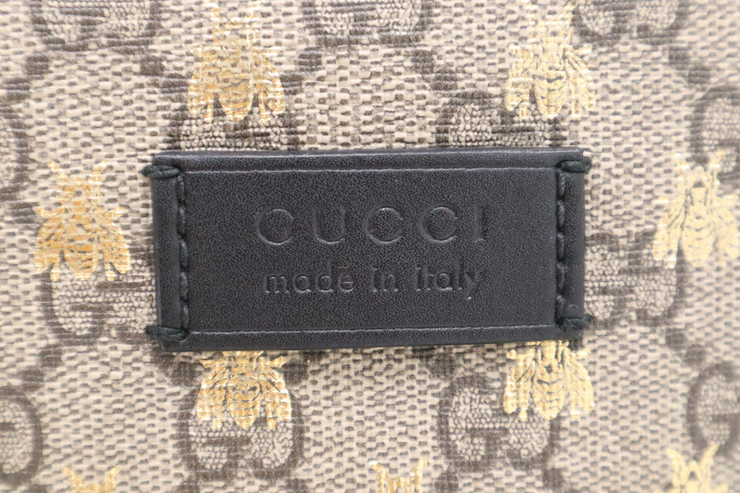 Gucci Small Backpack in GG Supreme Canvas with Bees