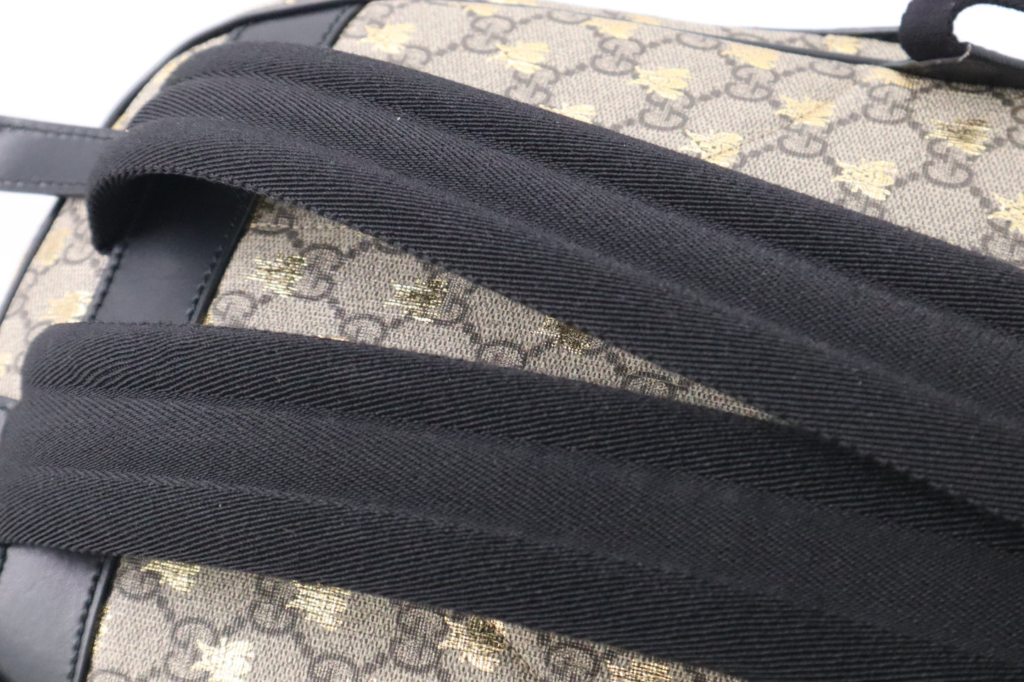Gucci Small Backpack in GG Supreme Canvas with Bees