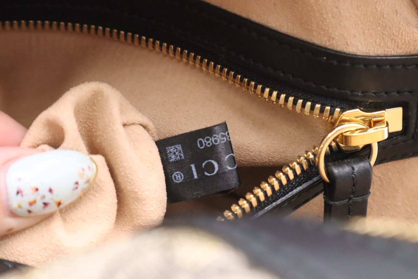 Gucci Small Backpack in GG Supreme Canvas with Bees