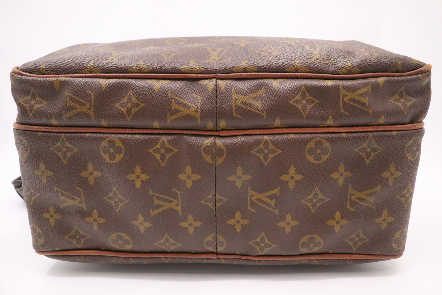 Louis Vuitton Nile GM in Monogram Canvas